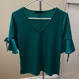 Quarter sleeve blouse